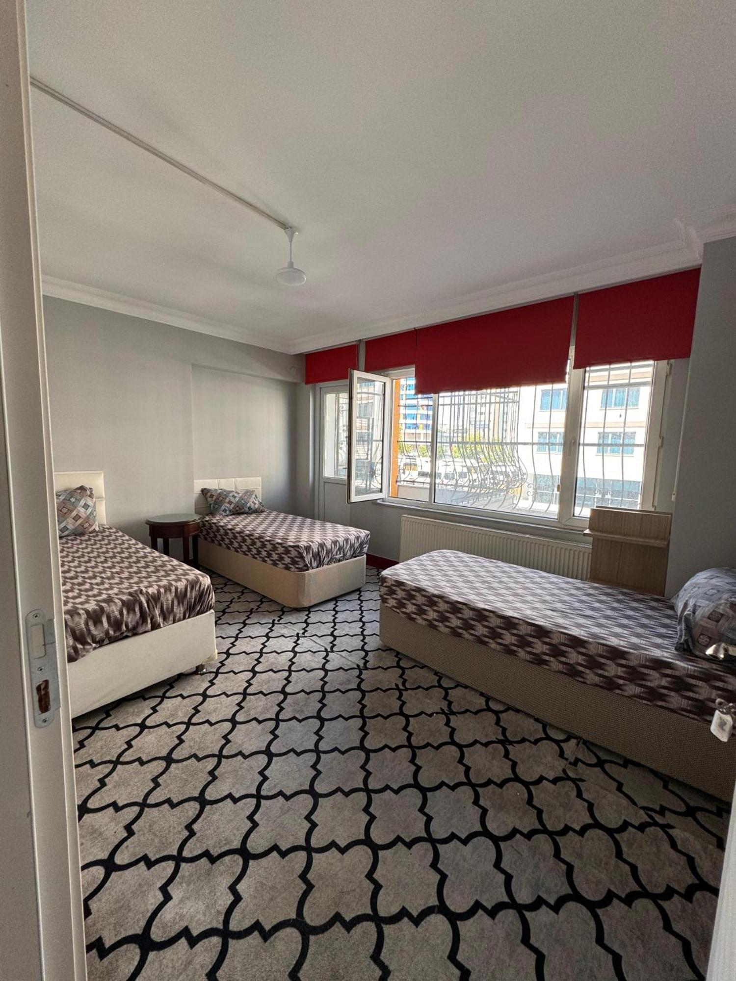 Transit 7 Apartment Istanbul Bagian luar foto